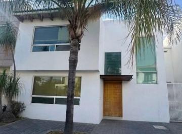 Casa en condominio de 3 habitaciones, Querétaro · Casa en Venta en Queretaro Centro Sur