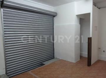 Local comercial · 16m² · Local a Media Cuadra de Santa Lucía y a 1 Km del Mercado Olivar del Conde