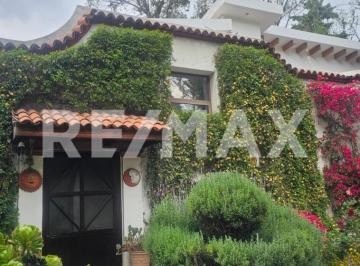 Casa · 504m² · 4 Recámaras · 8 Estacionamientos · Elegante Residencia Rodeada de Naturaleza. - (4)