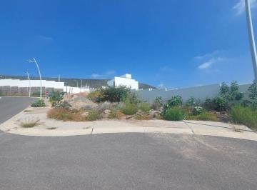 Terreno / Lote · 252m² · Terreno en Venta en Querétaro, con Seguridad y Alberca
