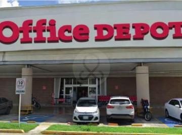 Local comercial · 522m² · 14 Estacionamientos · Local en Renta en Maya