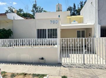 Casa de 4 habitaciones, Guadalajara · Casa en Renta en Monraz $25,000