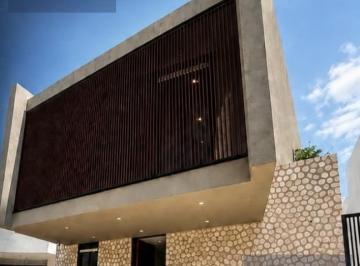 Casa · 4 Recámaras · 3 Estacionamientos · Casa en Misión de San Jerónimo