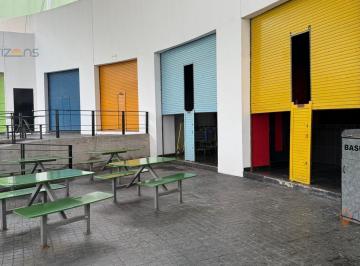Local comercial · 37m² · 2 Estacionamientos · Local en Renta en Plaza con Alta Afluencia Desarrollo del Pedregal Slp