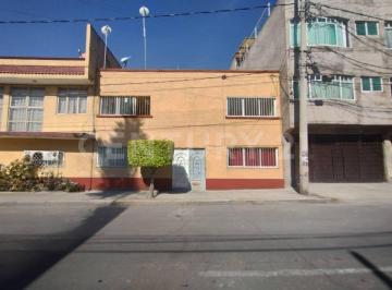 Casa · 257m² · Venta Edificio con Lofts La Perla Nezahualcoyotl 11316