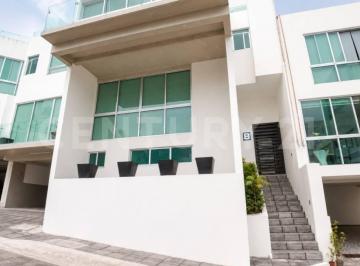 Casa · 372m² · 3 Recámaras · 4 Estacionamientos · Venta Casa Lomas Verdes 6a Seccion Naucalpan 11317