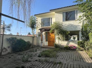 Casa de 3 habitaciones, Lerma · Casa en Venta con Amplio Jardin en Lerma