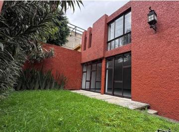 N/A · Casa en Venta en Magisterial Vista Bella. Confort, Estilo y Gran Ubicación.