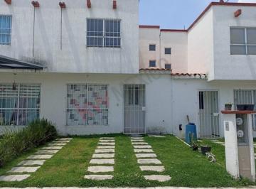 N/A · Casa en Venta en San Antonio La Isla, Estado de México, La Casa Cuenta con Calentador Solar, Tanque
