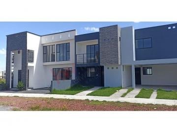 N/A · Venta de Casa en Zinancantepec, Ubicación Estrategica