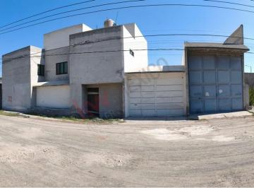 N/A · Venta de Casa en Malinalco, La Casa Cuenta con  una  bodega de 300 m².