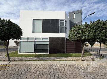 Casa · 289m² · 2 Recámaras · Casa en Venta Parque Chihuahua Lomas de Angelopolis Cascatta