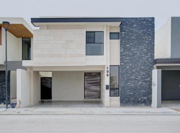 Casa de 4 habitaciones, Saltillo · Casa en Renta en Seterra Saltillo | 4 Recámaras | Equipada | Ideal Para Ejecutivos | Zona Norte