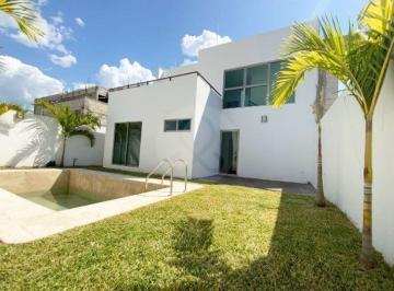 Casa · 224m² · 3 Recámaras · 2 Estacionamientos · Casa en Venta en Pueblo Conkal