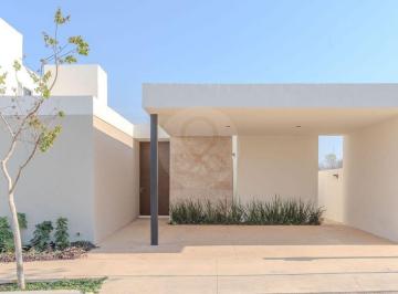 Casa · 142m² · 2 Recámaras · 2 Estacionamientos · Casa en Venta en Pueblo Conkal