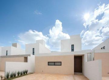 Casa · 238m² · 3 Recámaras · 2 Estacionamientos · Casa en Venta en Pueblo Conkal
