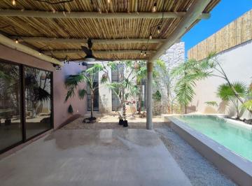 Casa · 289m² · 3 Recámaras · 2 Estacionamientos · Casa en Venta en Cholul