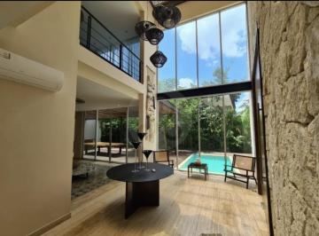 Casa · 345m² · 3 Recámaras · 2 Estacionamientos · Casa en Venta en Cholul
