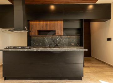Departamento · 207m² · 3 Recámaras · 2 Estacionamientos · Venta de Townhouse con Roof Top de 3 Habitaciones en Sodzil Norte