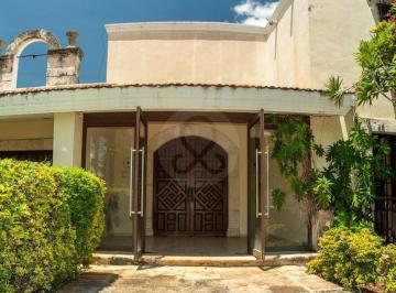 Casa · 532m² · 3 Recámaras · 3 Estacionamientos · Casa en Venta en Residencial Colonia México