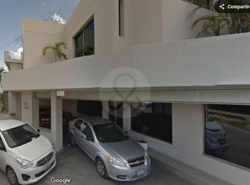 Edificio · 385m² · 3 Estacionamientos · Edificio en Venta en Merida Centro