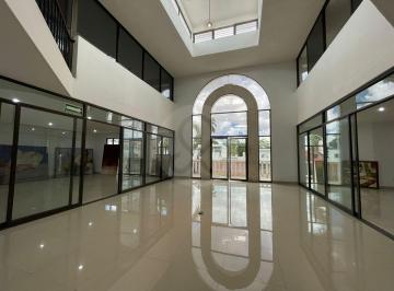 Edificio · 1433m² · 20 Estacionamientos · Edificio en Venta en Fraccionamiento Itzimna 108