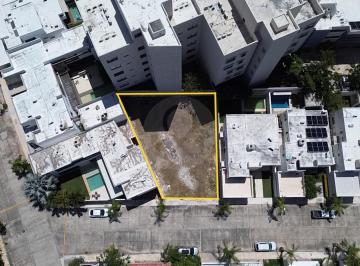 Terreno / Lote · 482m² · Terreno Residencial en Venta en Fraccionamiento Altabrisa