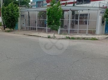 Oficina · 471m² · 2 Estacionamientos · Oficina en Venta en Merida Centro