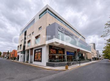 Local comercial · 54m² · 100 Estacionamientos · Consultorio en Renta en Platino Center, San Manuel, Hospitales