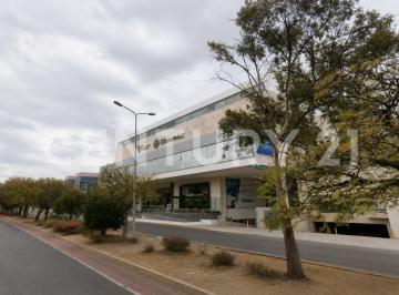 Local comercial · 54m² · 100 Estacionamientos · Consultorio en Venta en Platino Center Zona Hospitales San Manuel