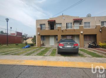 Departamento · 39m² · 2 Recámaras · 1 Estacionamiento · Departamento en Venta en Real del Cid, Tecámac