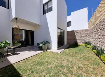Casa · 218m² · 3 Recámaras · 2 Estacionamientos · Casa a Estrenar en Residencial Tarragona