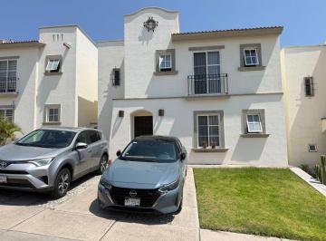 Casa de 3 habitaciones, Querétaro · Casa Savelli - Cumbres del Lago Juriquilla