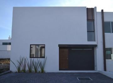 5c0fc264f5dc282c6e30716776fb6796e894a026a21301445d60a2936f6cf04d · Casa en Renta en Grand Juriquilla, con Recámara en Plana Baja