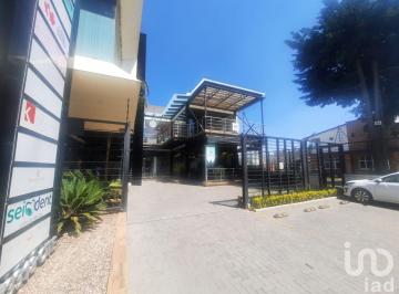 Local comercial · 85m² · Local en Renta Av López Mateos Metepec México