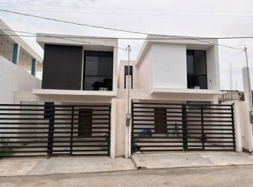 Casa · 3 Recámaras · Casa en Emiliano Zapata