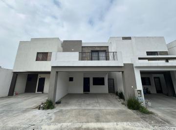 Casa · 122m² · 3 Recámaras · 2 Estacionamientos · Casa en Venta en Fracc. Estancias Valle de Plata Apodaca N. L.