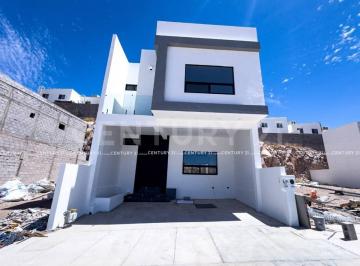 Casa · 340m² · 3 Recámaras · Casa en Renta en Alcazares Residencial, Chihuahua, Chih.