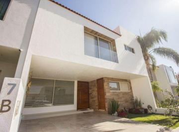 Casa de 3 habitaciones, Tlajomulco de Zúñiga · Casa en Colonia Arboleda Bosques de Santa Anita
