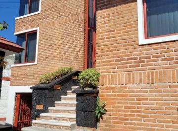 Casa de 5 habitaciones, Cuernavaca · Casa en Venta Jardines de Ahuatlan