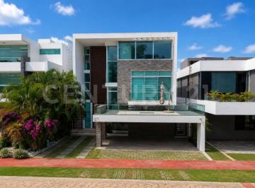 Casa · 449m² · 5 Recámaras · 3 Estacionamientos · Casa en Venta Residencial Cumbres
