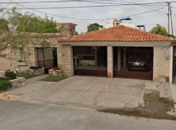 Casa de 3 habitaciones, Gómez Palacio · No Pierdas La Oportunidad de Adquirir Esta Hermosa Propiedad Ubicada en Durango!