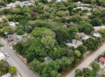 Terreno / Lote · 1955m² · Terreno Residencial en Venta en Hacienda Ticopo