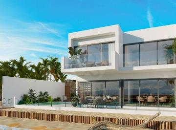 Casa · 240m² · 3 Recámaras · 2 Estacionamientos · In Town: Casa en Venta en Pueblo Chabihau