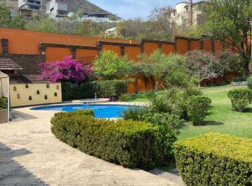 Casa de 4 habitaciones, Monterrey · Casa en Venta en Fracc. Lomas de Valle Alto