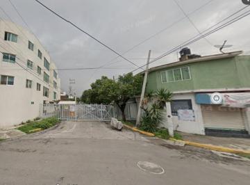 Casa de 3 habitaciones, Tlalnepantla de Baz · Venta de Casa en Tlalnepantla, Edo. Méx, Colonia Jardines de Bella Vista, Calle Viveros de Coyoacán