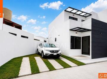 9d124366e2e0c3752bd12908596acd78863134efe9980d09266921d9171e9572 · Casa en Venta, Zona Sumidero, Xalapa