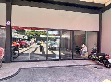 Local comercial , Zapopan · Local Comercial en Renta Dentro de Plaza Jardin Real en Zapopan
