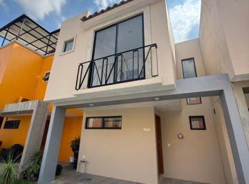 Casa en condominio · 114m² · 3 Recámaras · 2 Estacionamientos · Casa en Cortijo San Agustin