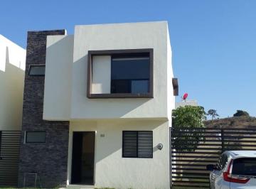 Casa en condominio de 3 habitaciones, Zapopan · Casa de Tres Recamaras, en El Campestre, Coto Albano
